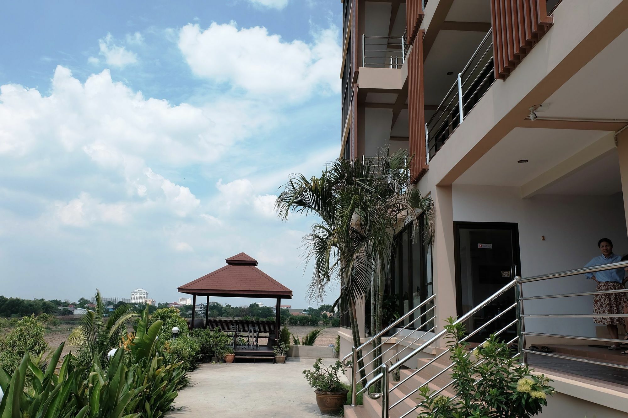 Hotel Onvara Place Phra Nakhon Si Ayutthaya Esterno foto